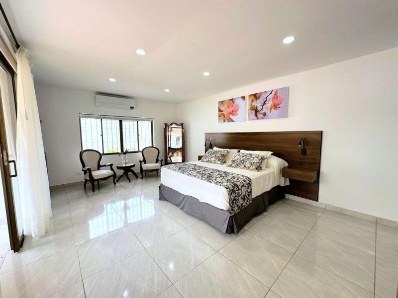 Doral House Villavicencio Bavaria Ngoại thất bức ảnh
