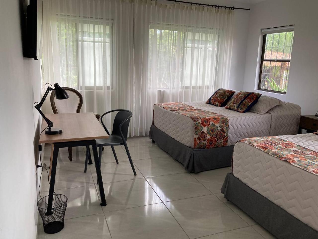Doral House Villavicencio Bavaria Ngoại thất bức ảnh
